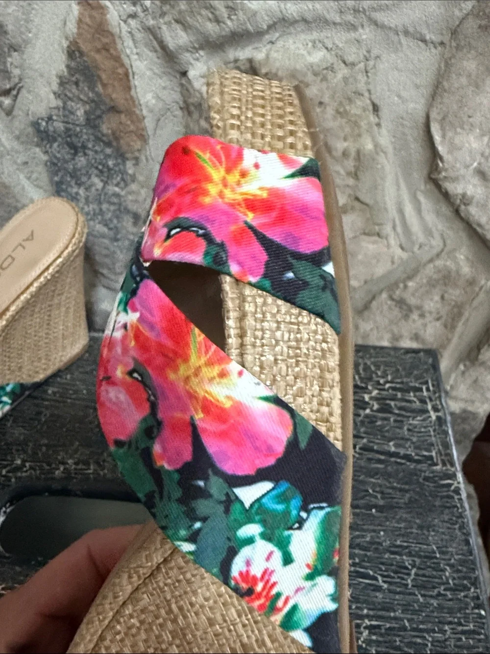 Aldo women’s size 8 pair floral Santeramo wedge sandals - some use.
